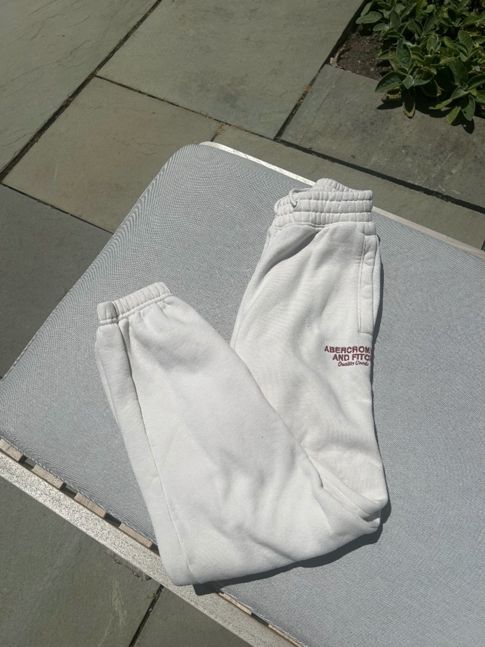 Abercrombie & Fitch Cream Fleece Lined Jogger Sweatpants XS